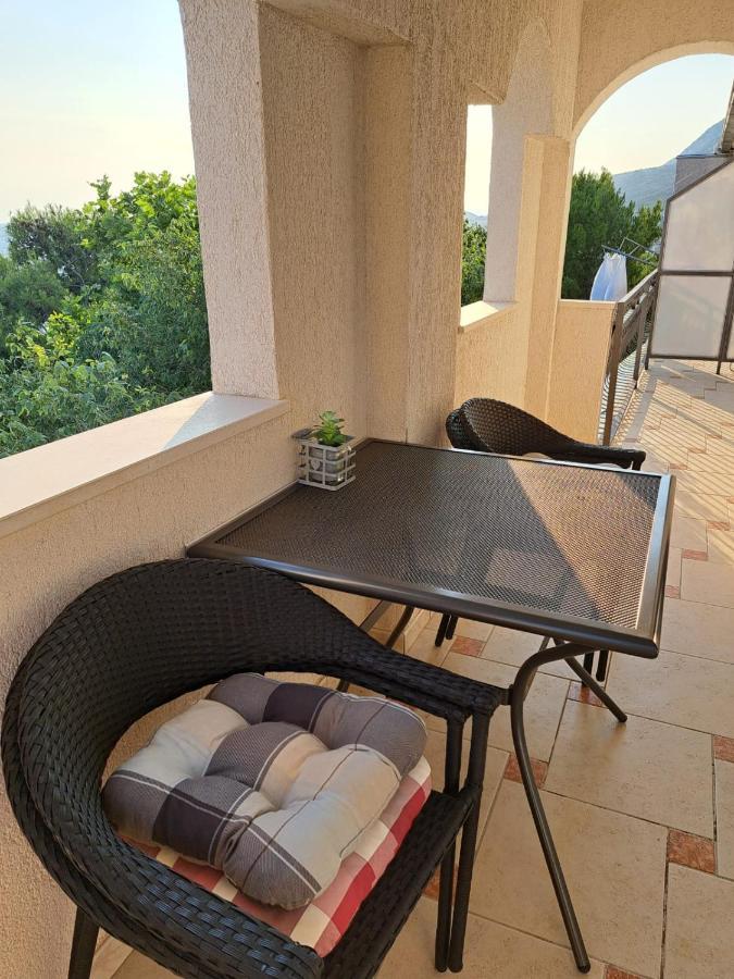 Apartments Garac Дуги-Рат Экстерьер фото