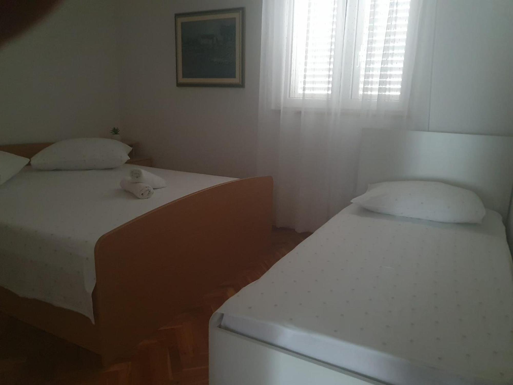 Apartments Garac Дуги-Рат Экстерьер фото
